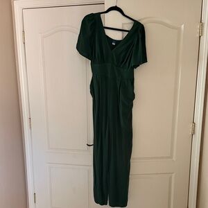 Elegant Dark Green V-Neck Women’s romper